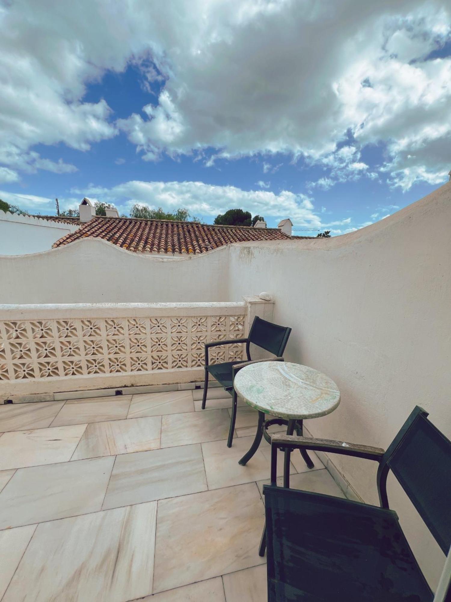 Patio Alcornocal By Residea *